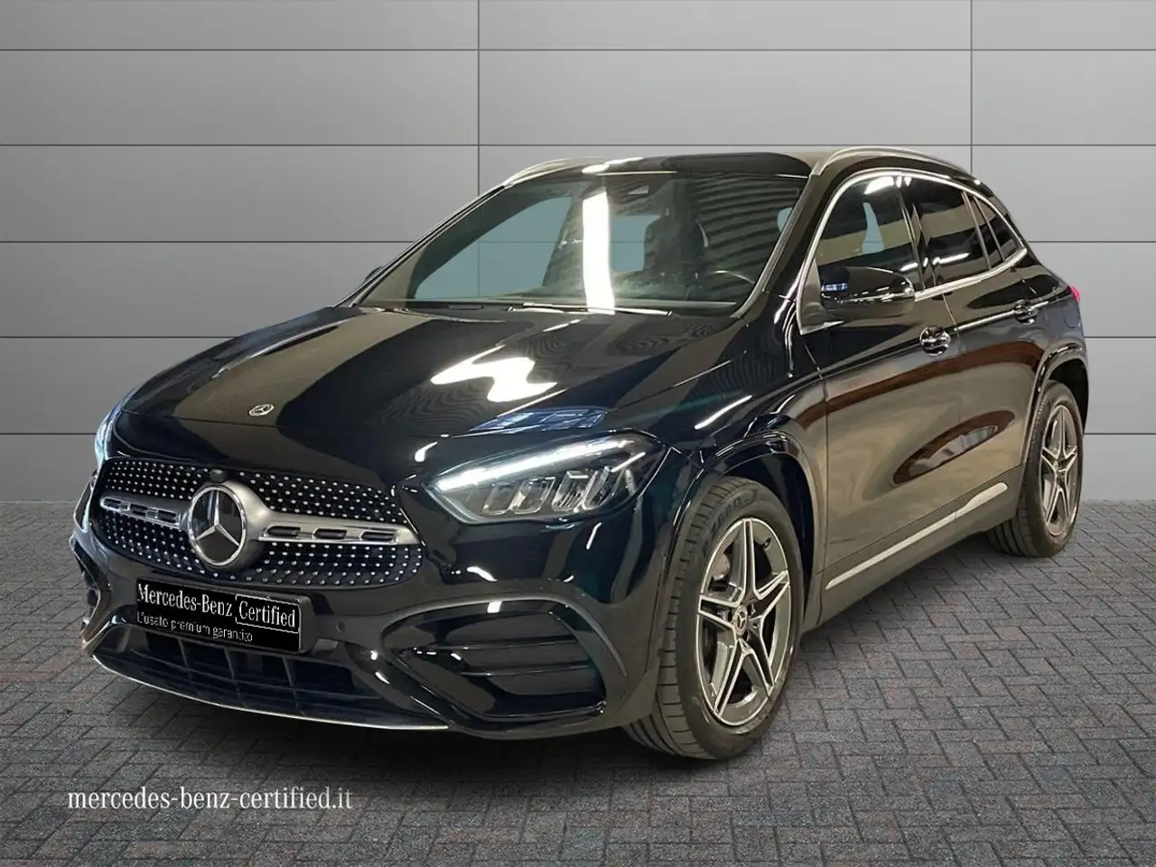 Mercedes-Benz GLA 180