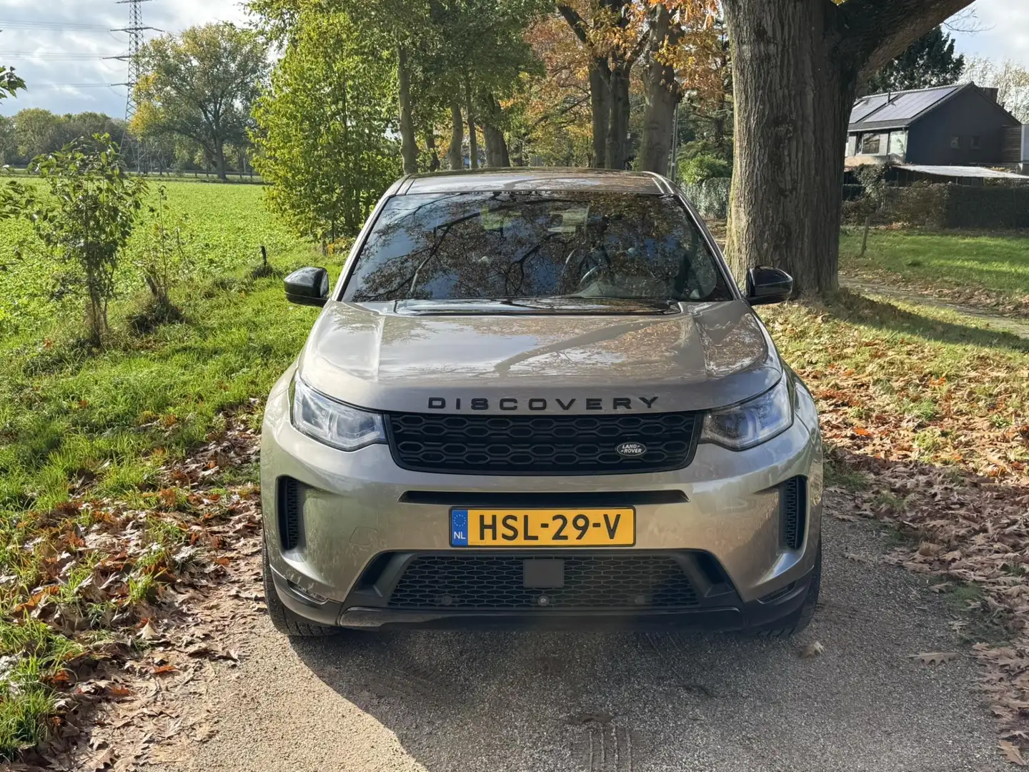 Land Rover Discovery Sport P300e 1.5 Grijs - 2