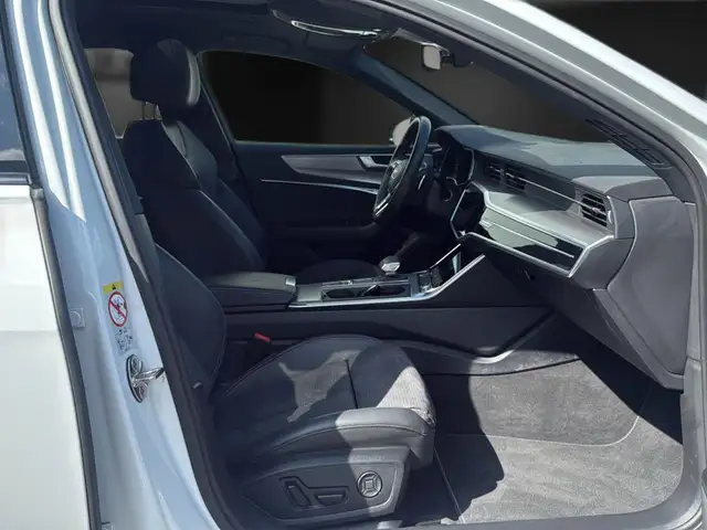 Audi A6 view 15