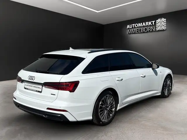 Audi A6 view 8
