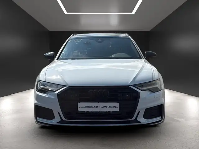 Audi A6 view 9
