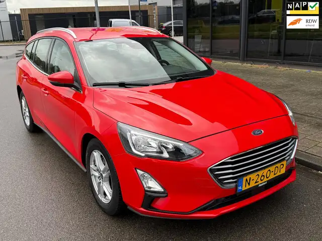 Ford Focus Wagon 1.0 EcoBoost Hybrid Trend Edition Business/C