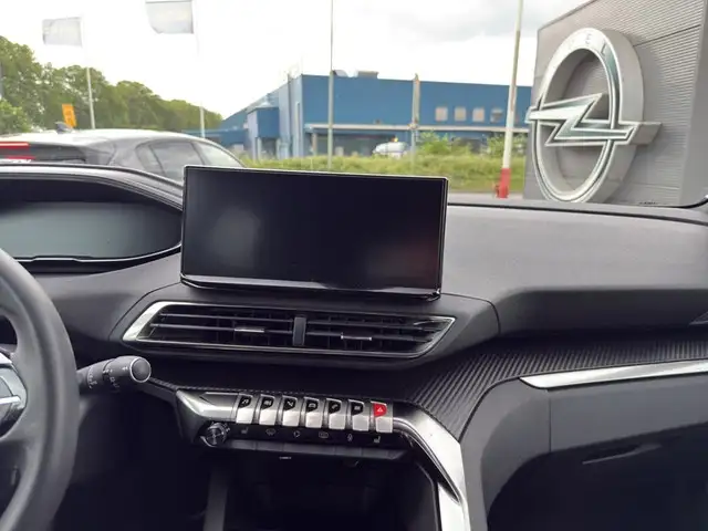 Peugeot 3008 view 12
