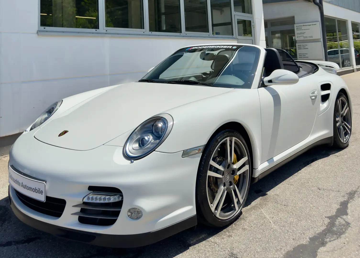 Porsche 997 Turbo S Cabrio PDK|PCCB|PASM|Chrono|Bose|Leder|SHZ Weiß - 1