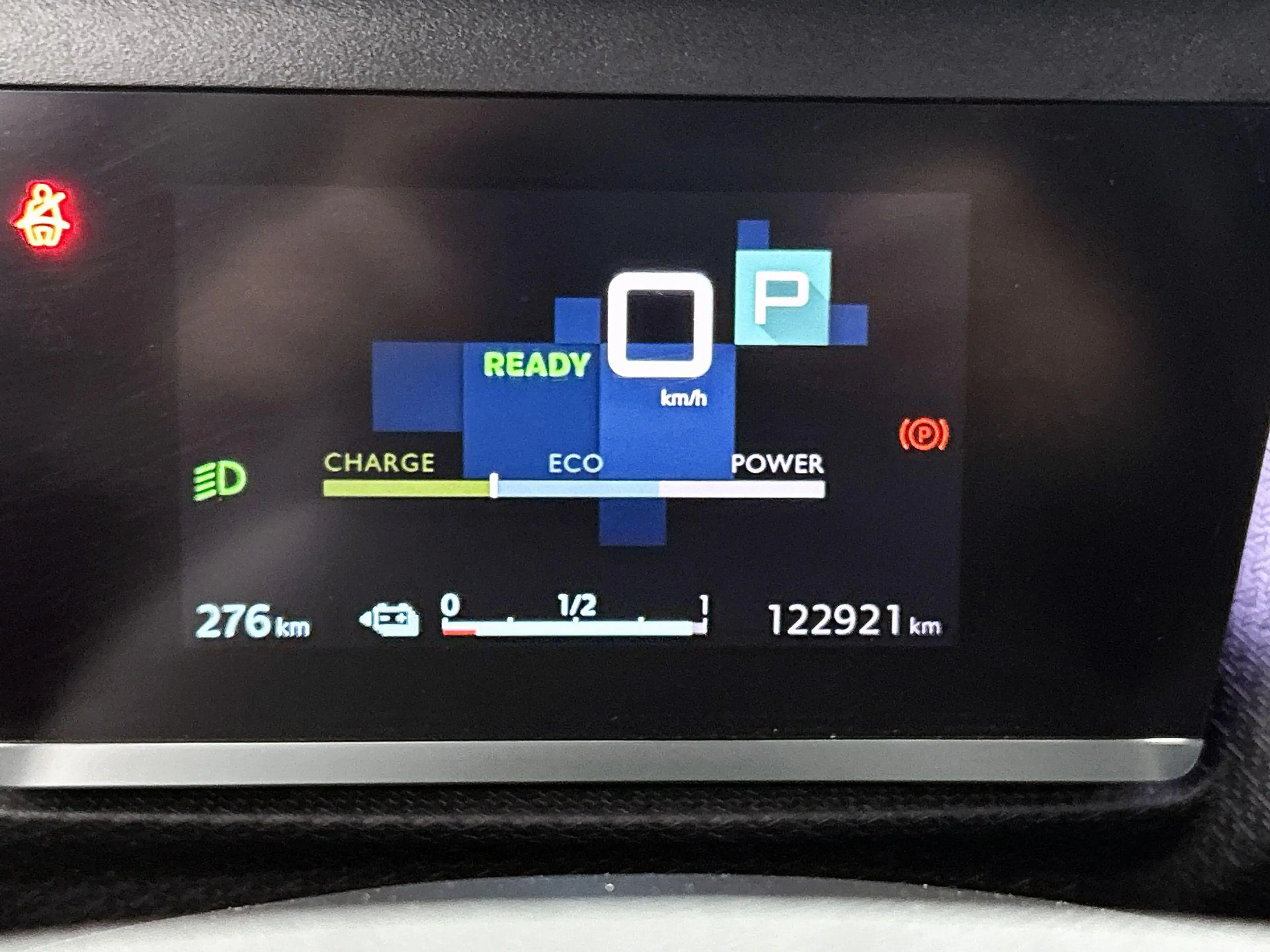 Citroen E-C4 Electric Shine 136pk 50 kWh Automaat | 1ste Eigenaar | Head — photo 14