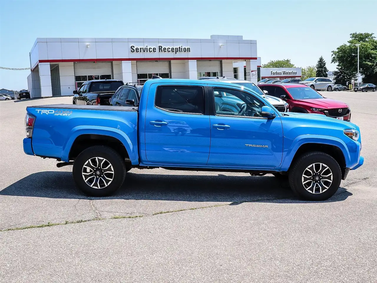 Toyota Tacoma снимка Toyota Tacoma