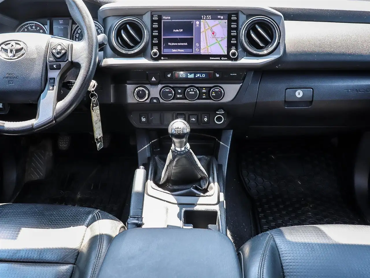 Toyota Tacoma снимка Toyota Tacoma