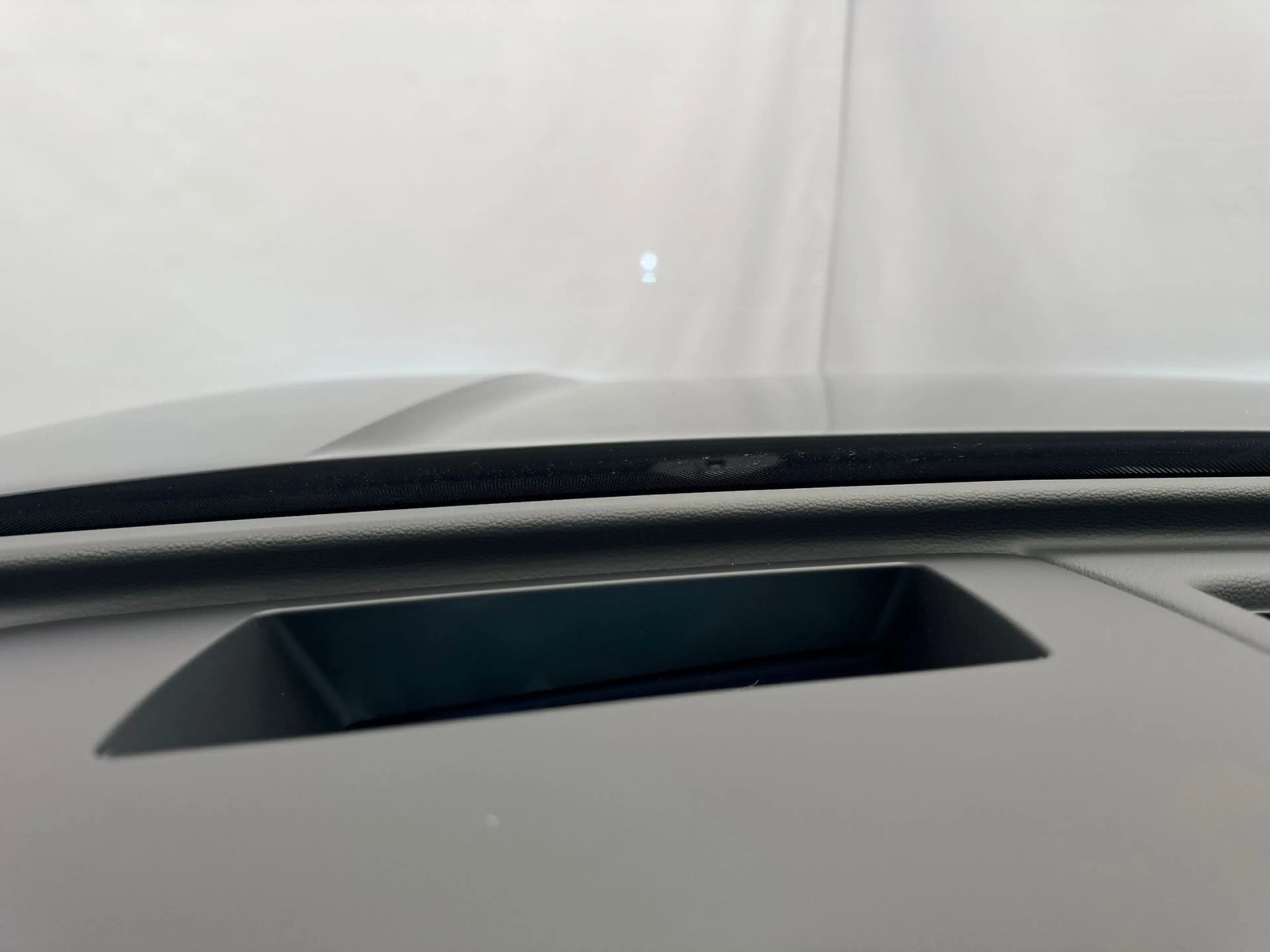 Volkswagen Tayron R-Line 2.0TDI DSG+4M+AHK+HUD-MATRIX+BLACKSTYL — photo 6