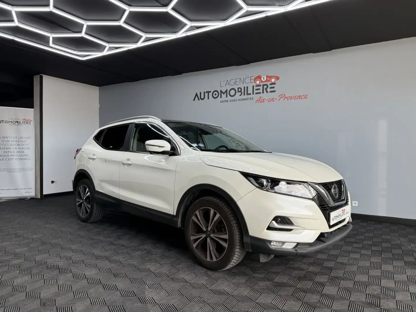 Nissan Qashqai 1.2 DIG-T 115 ch – 2WD S&S Wit - 1