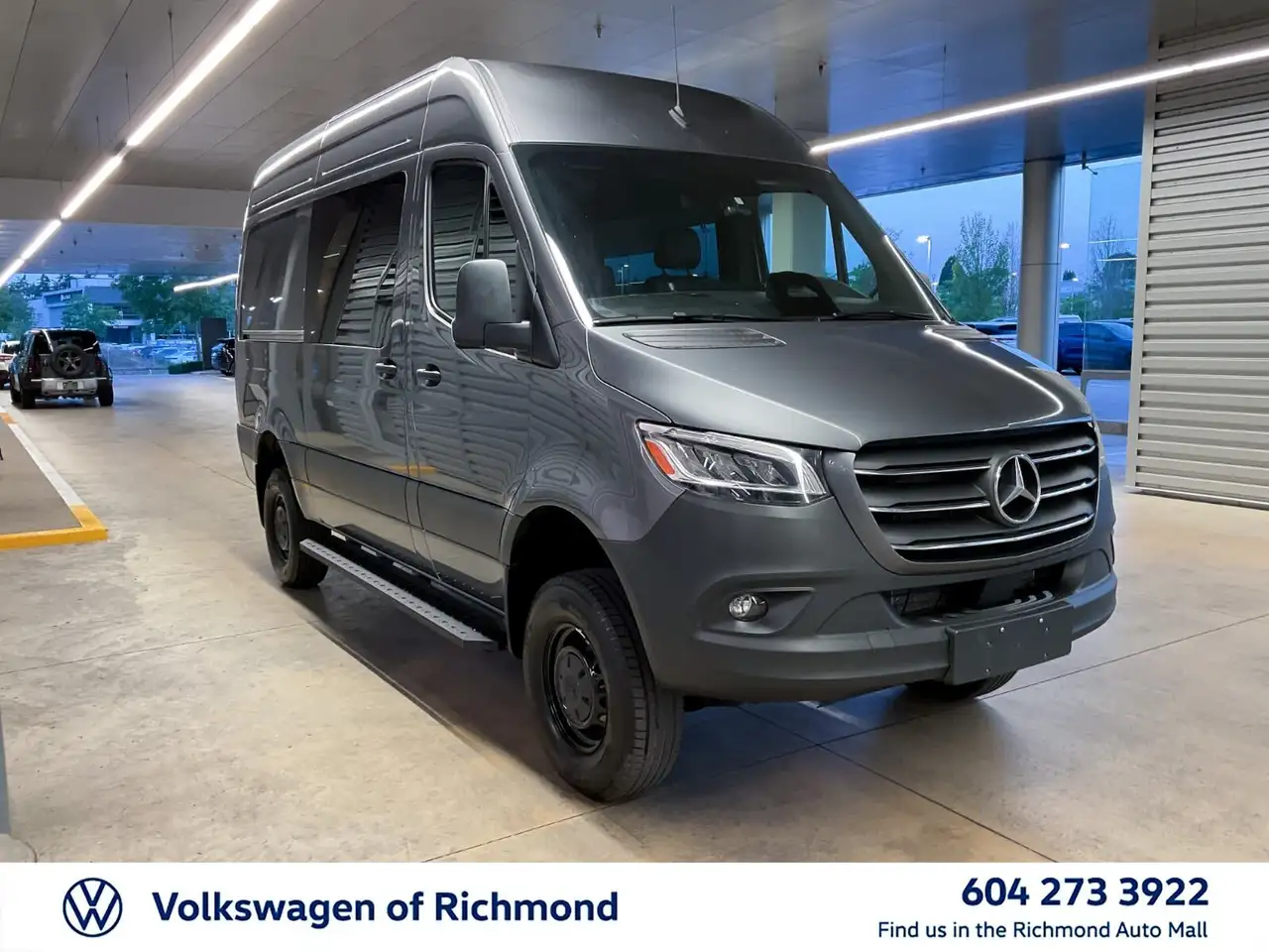 Mercedes-Benz Sprinter photo Mercedes-Benz Sprinter