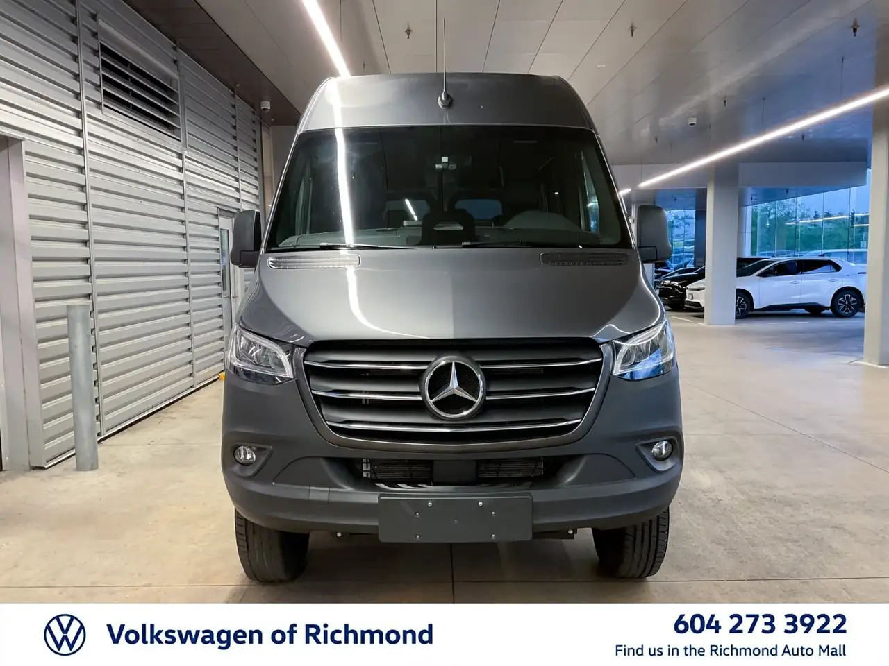 Mercedes-Benz Sprinter photo Mercedes-Benz Sprinter