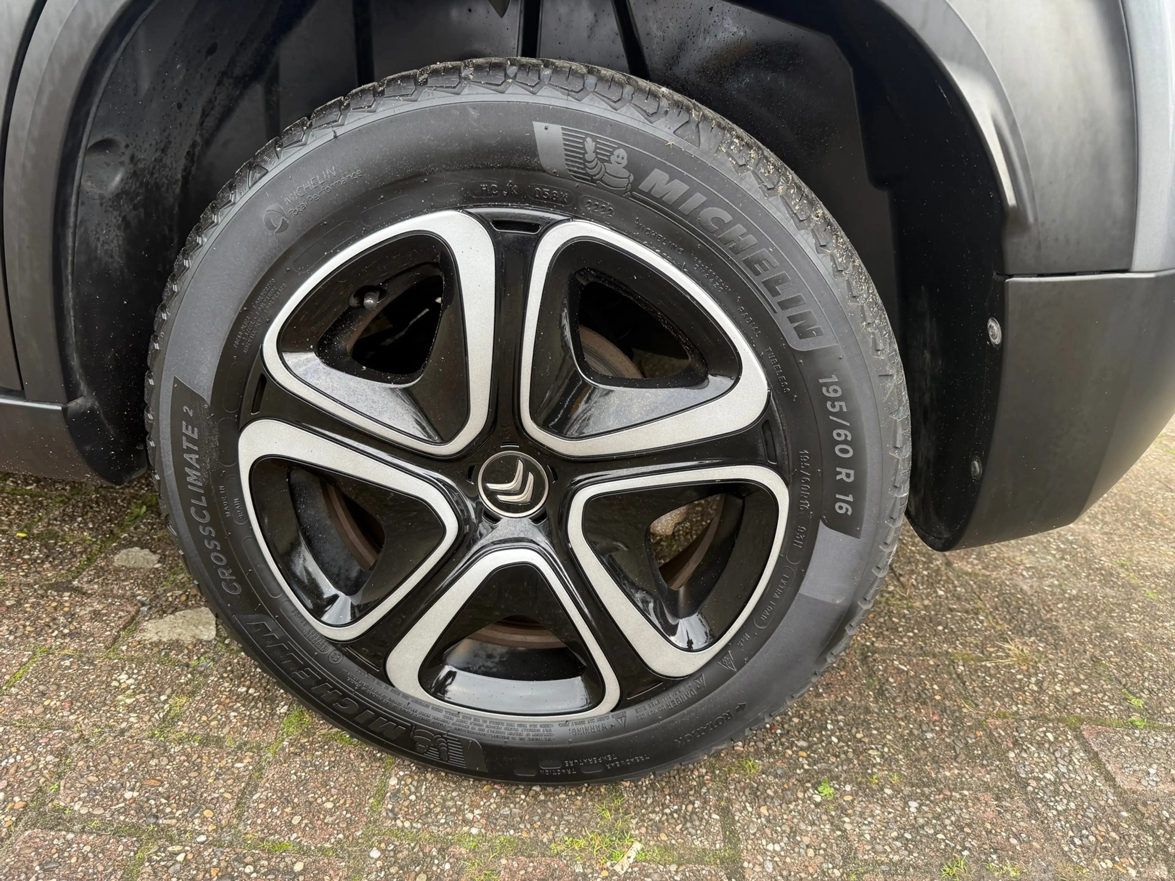 Citroen C3 Aircross 1.2 PureTech Feel — photo 14