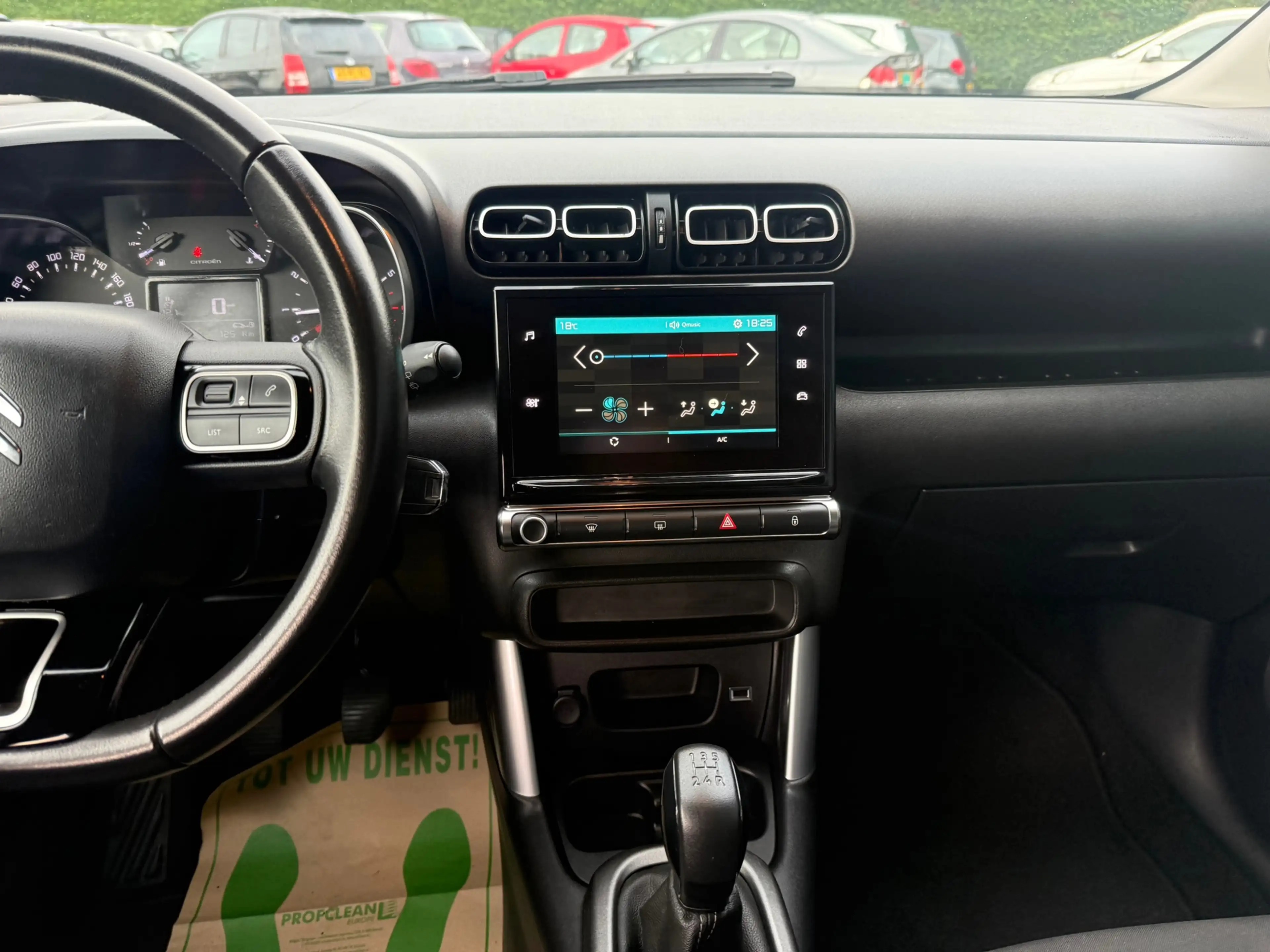 Citroen C3 Aircross 1.2 PureTech Feel — photo 11