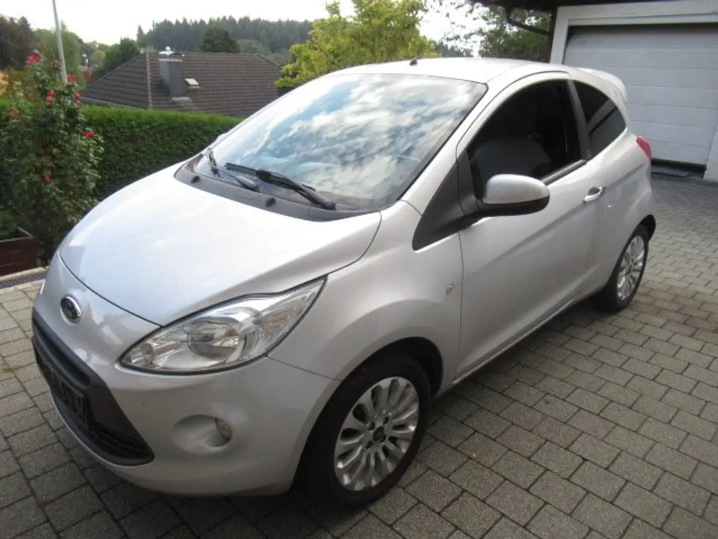 Ford Ka/Ka+ Ka Ka 1.2 Titanium Silber - 1