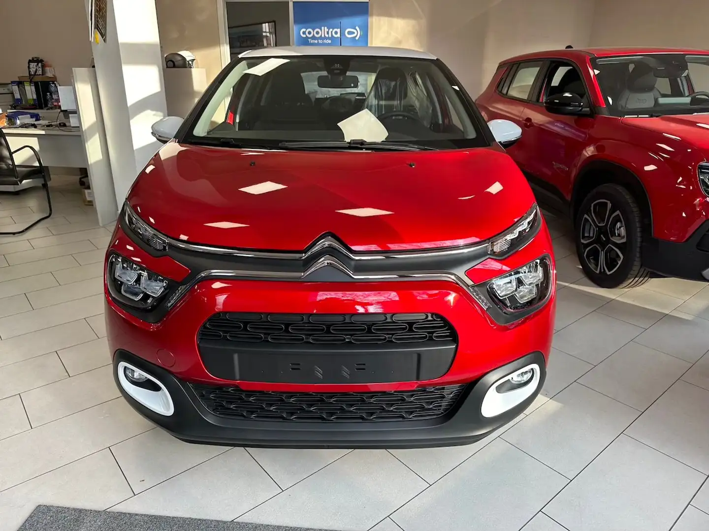 Citroen C3 1.2 Puretech 83cv You+Sensori Post 36 Rate 193,80 Rojo - 2