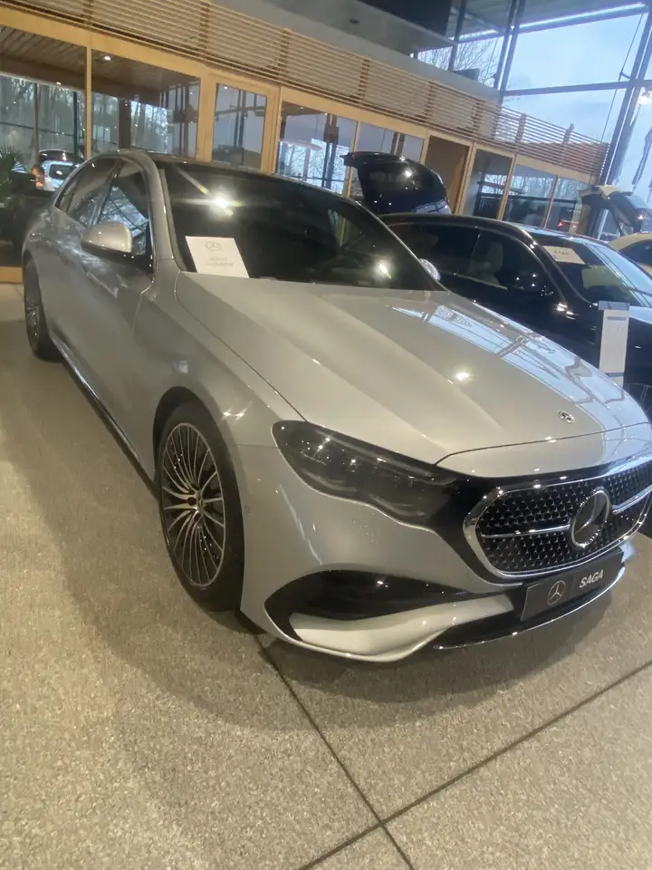 Mercedes-Benz E 220