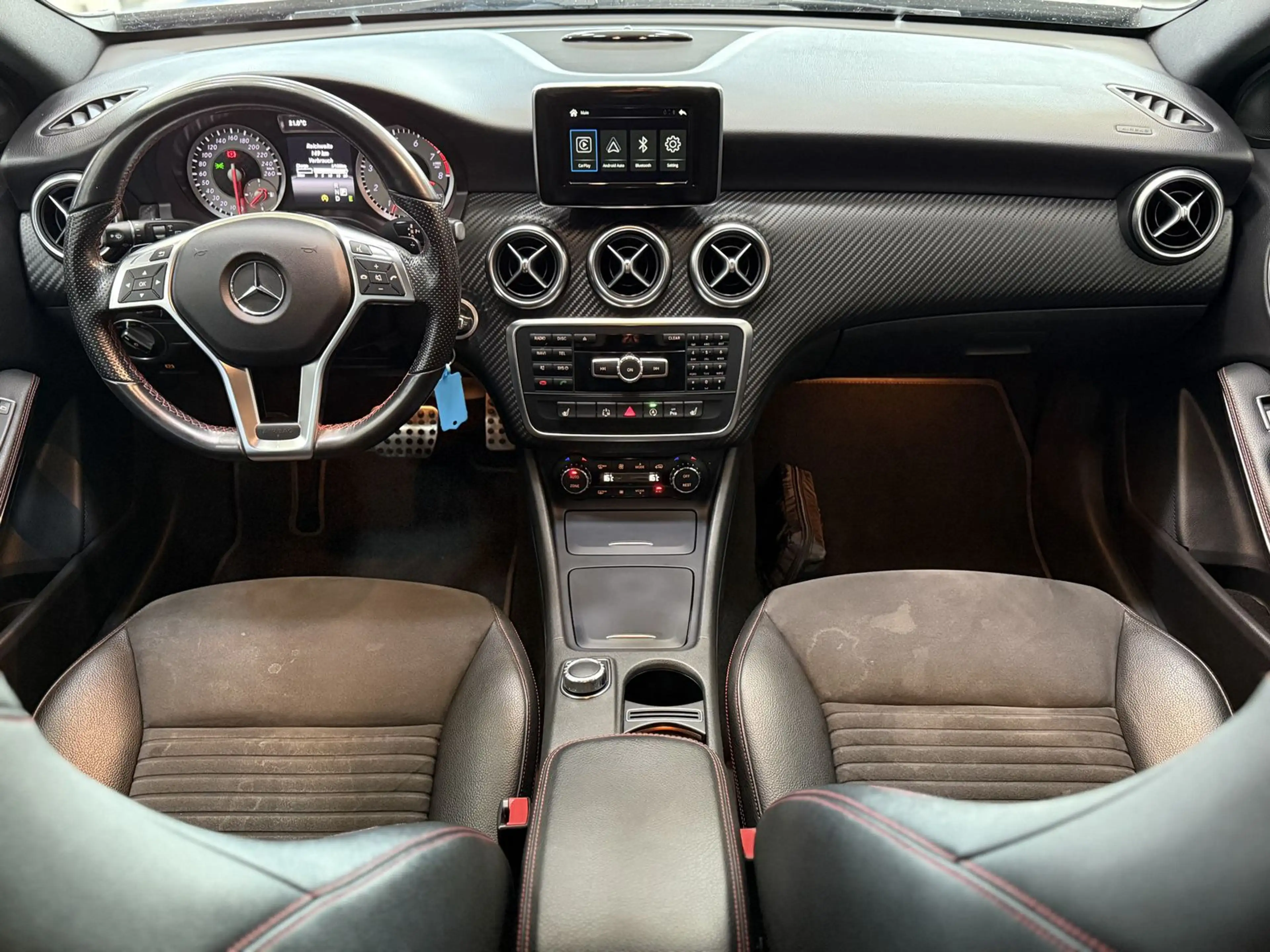 Mercedes-Benz A 200 A 200 Street Style *AMGLINE*CARPLAY* — photo 11