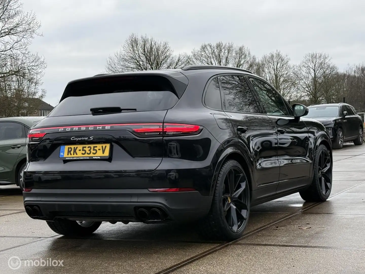 Porsche Cayenne 2.9 S 441PK Pano-Burmester-SportChrono Schwarz - 2