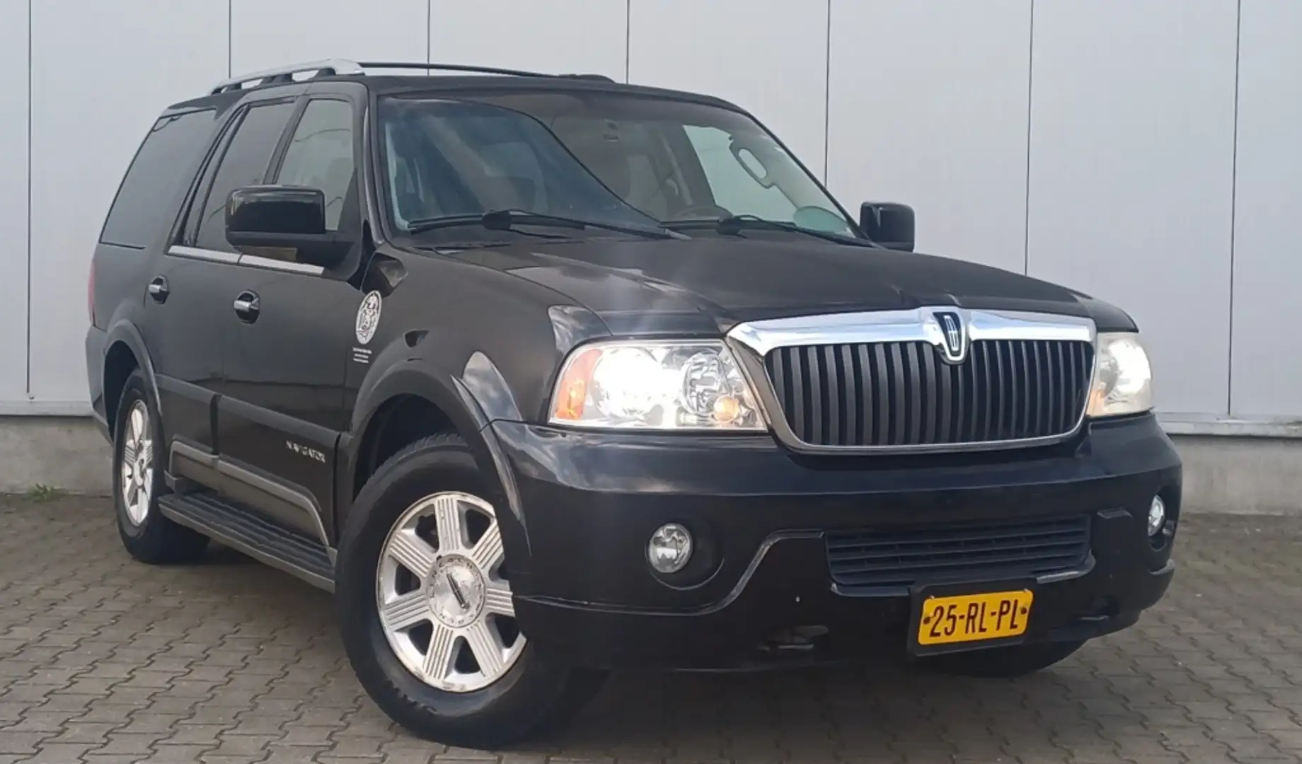 Lincoln Navigator Luxe auto, LPG G3, 8 zit 5.4 Zwart - 1