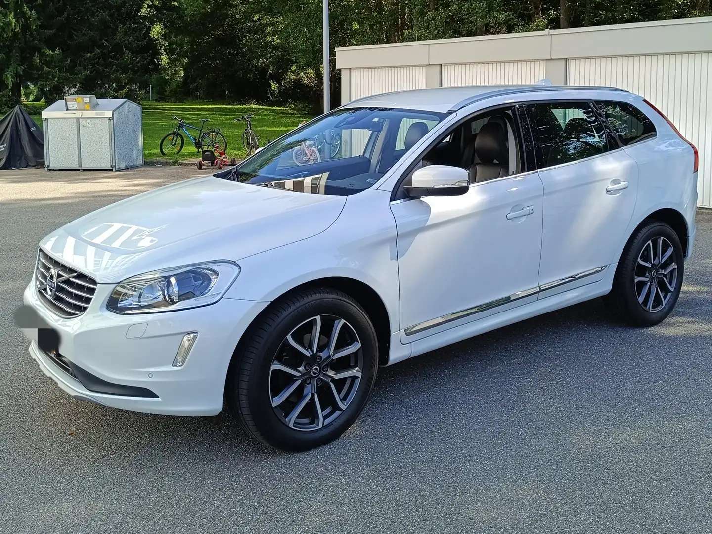 Volvo XC60 XC60 T5 AWD Geartronic Summum Weiß - 2