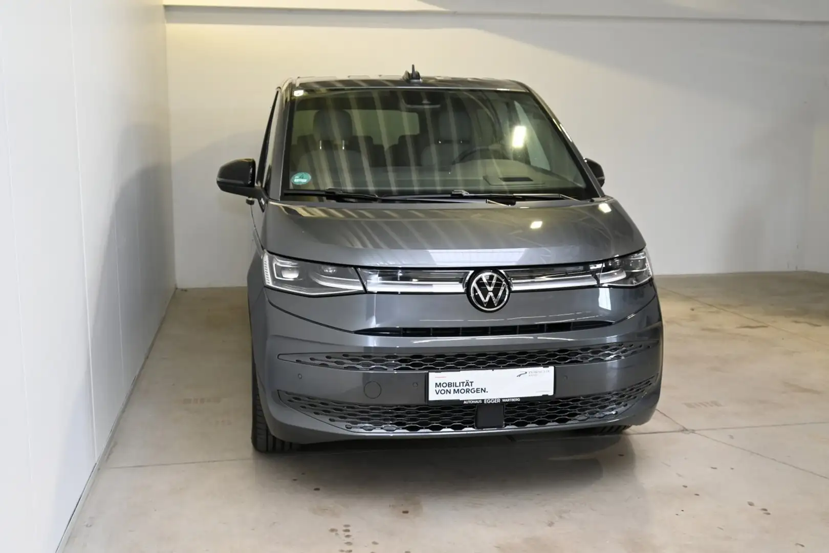 Volkswagen T7 Multivan VW T7 Multivan Style ÜH eHybrid 180 kW 4MOTION Gris - 2