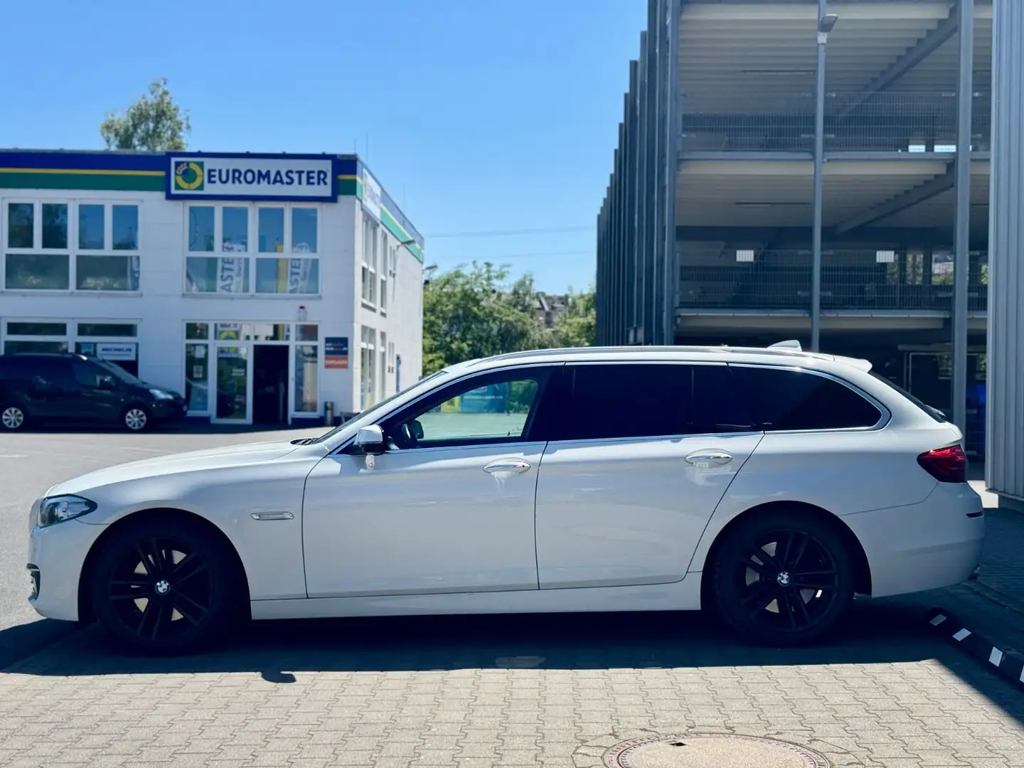 BMW 530 d xDrive Luxury ACC Pano HUD Memory Kessy 18" Bianco - 1