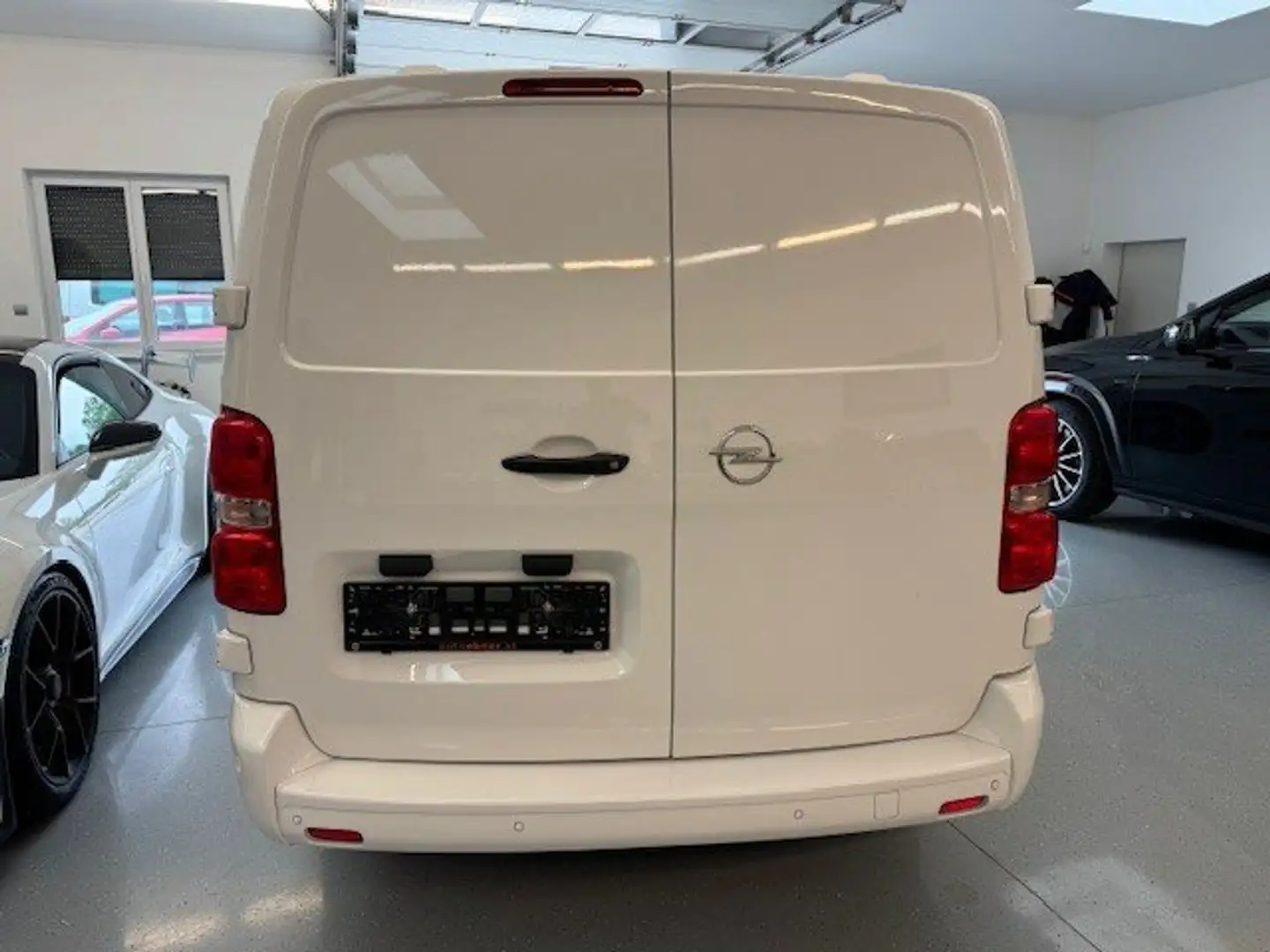 Opel Vivaro-e Lang 75 KW - 2