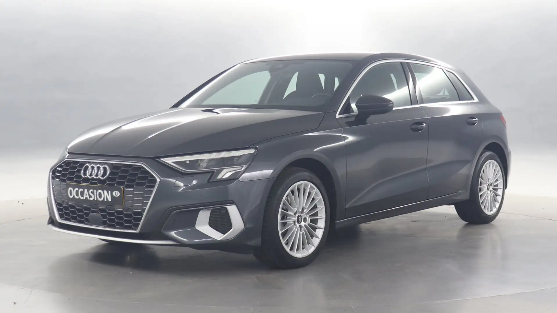 Audi A3 Sportback 30 TFSI 110pk Advanced edition DSG / Nav Gris - 1