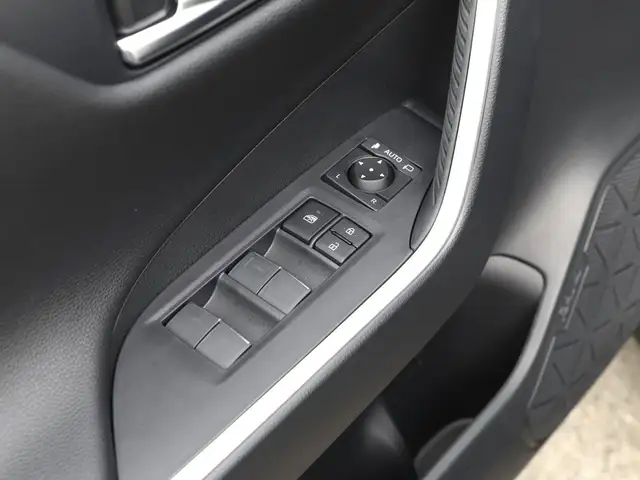 Toyota Rav4 view 15