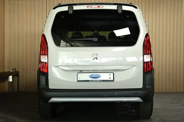 Peugeot Rifter view 6