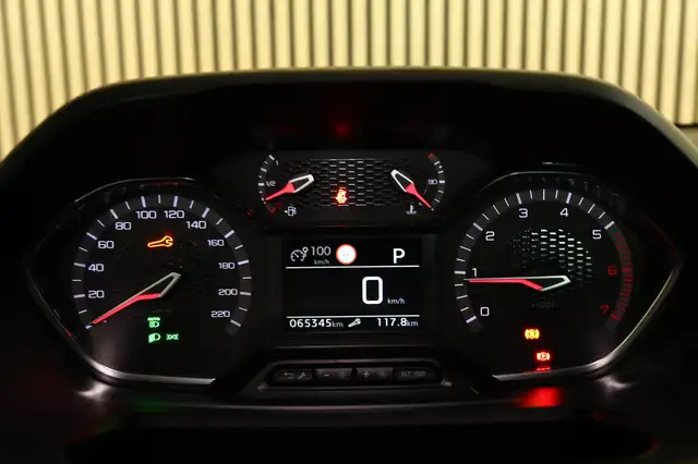 Peugeot Rifter view 13