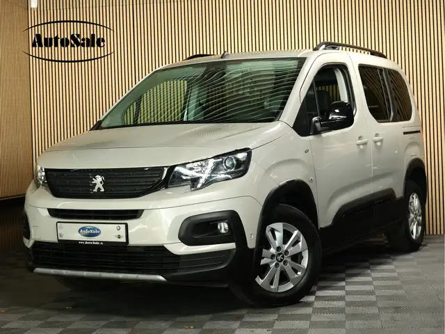 2021 Peugeot Rifter in Grey for sale