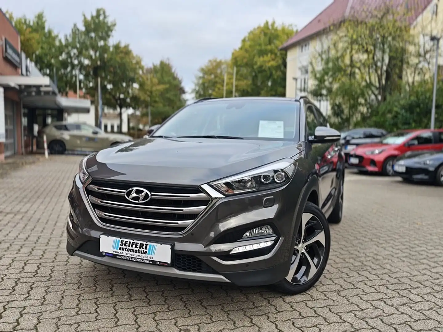 Hyundai TUCSON Premium 4WD Gris - 1