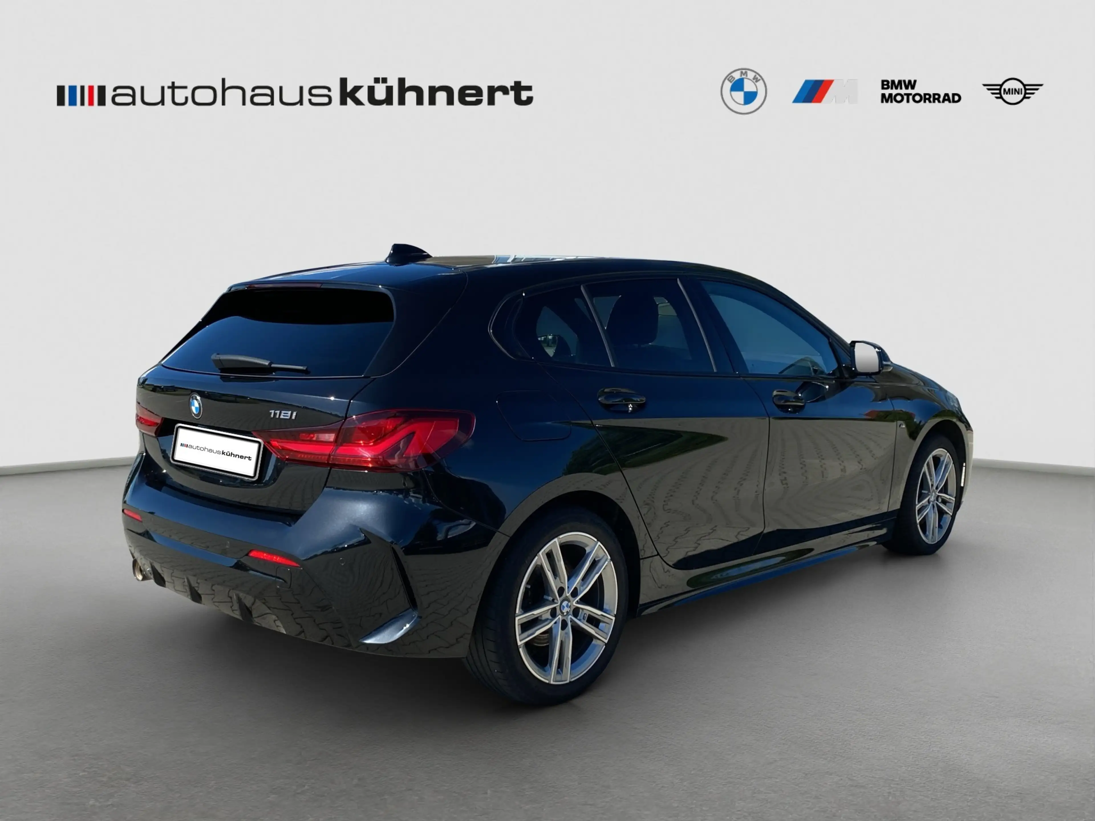 BMW 118 i M-Sport LED SpurAss Navi Sportsitz PDC — photo 7