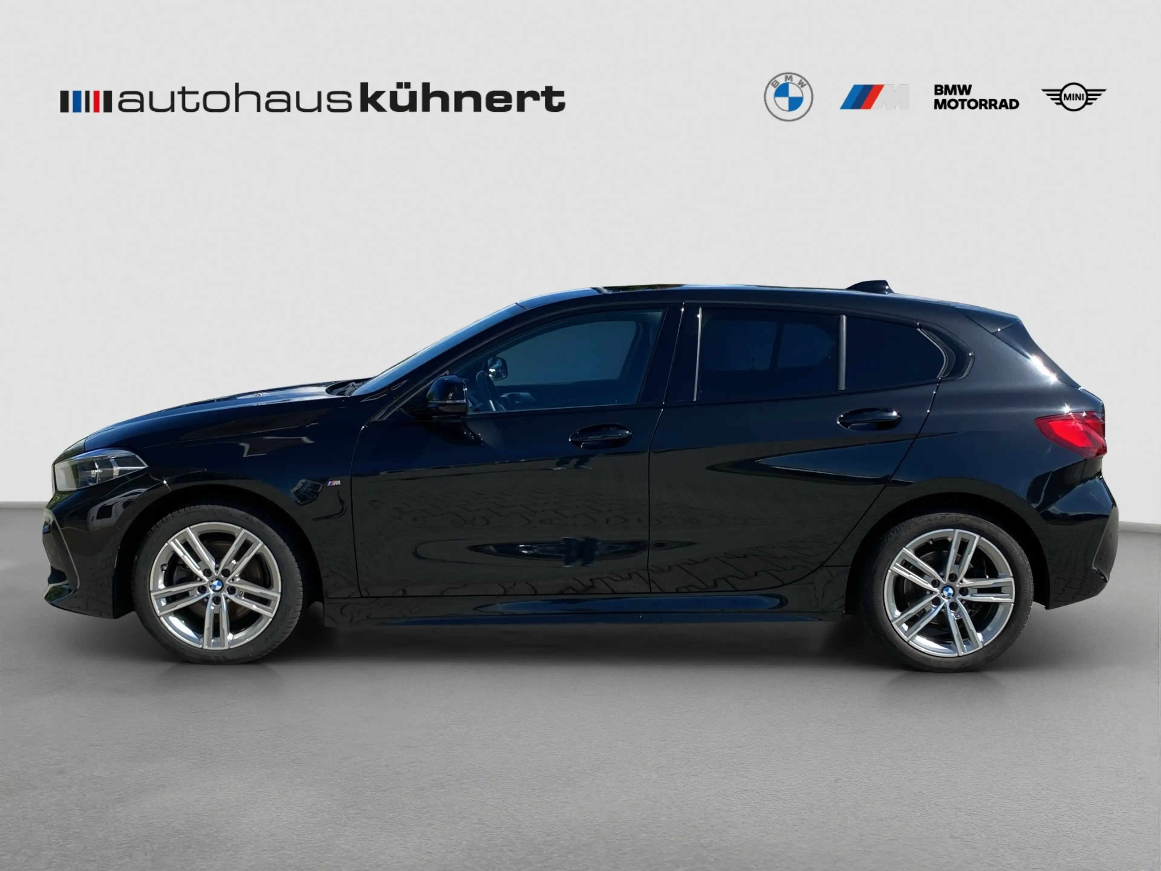 BMW 118 i M-Sport LED SpurAss Navi Sportsitz PDC — photo 4