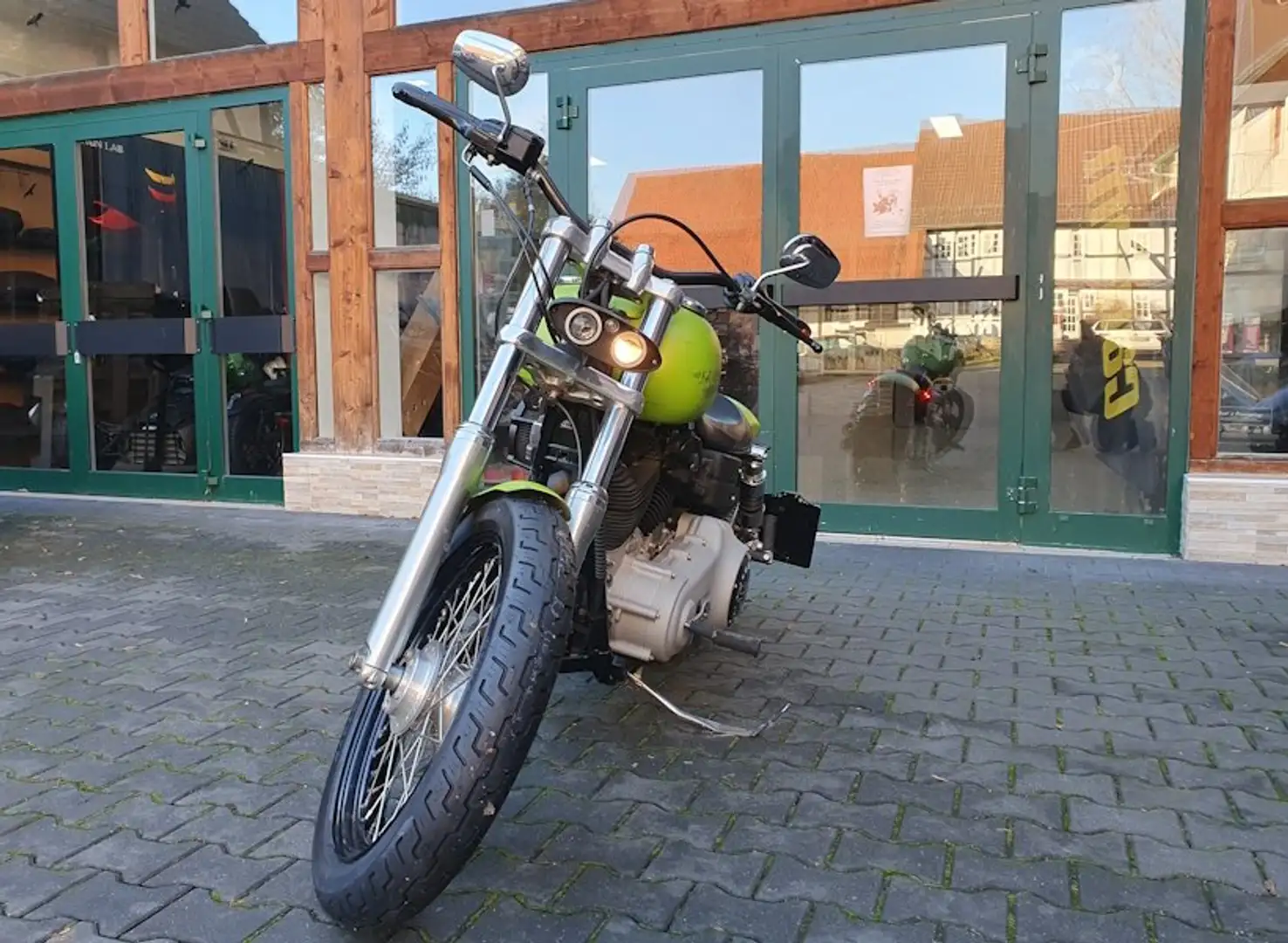 Harley-Davidson Dyna Street Bob FXDB - Kodlin Umbau Zelená - 2