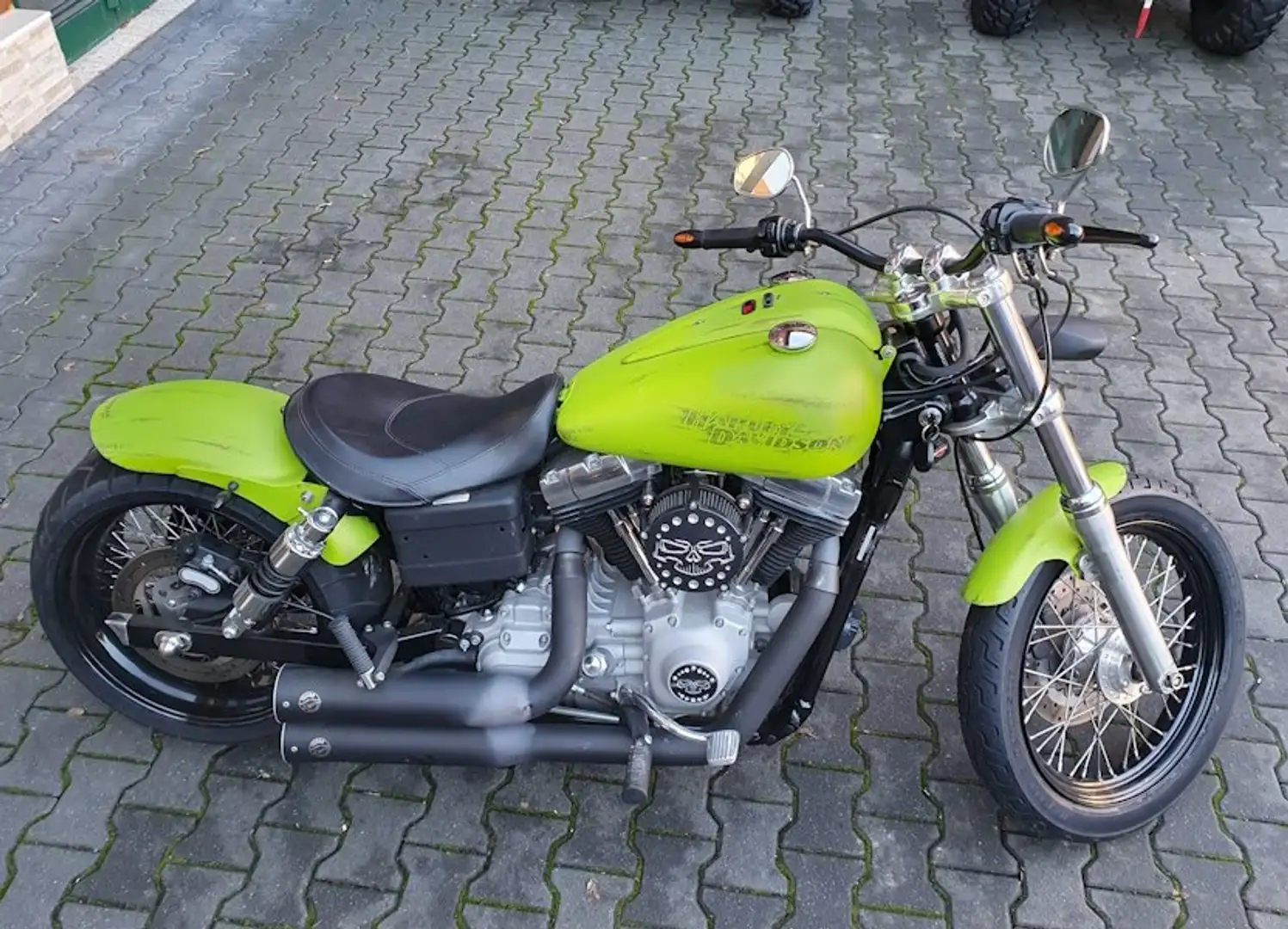 Harley-Davidson Dyna Street Bob FXDB - Kodlin Umbau Verde - 1