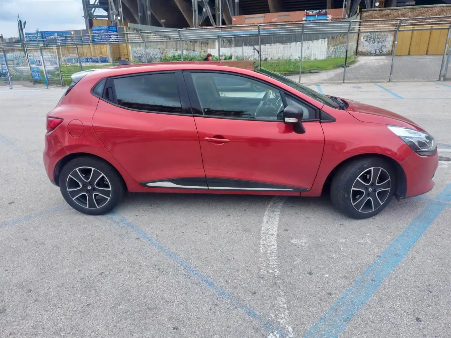 Renault Clio Clio 5p 1.5 dci energy s Rosso - 2
