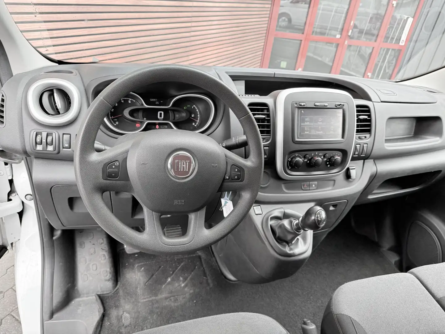Fiat Talento 1.6 MJ EcoJet L2H1 Basis Navigatiesysteem / Trekha Blanc - 2