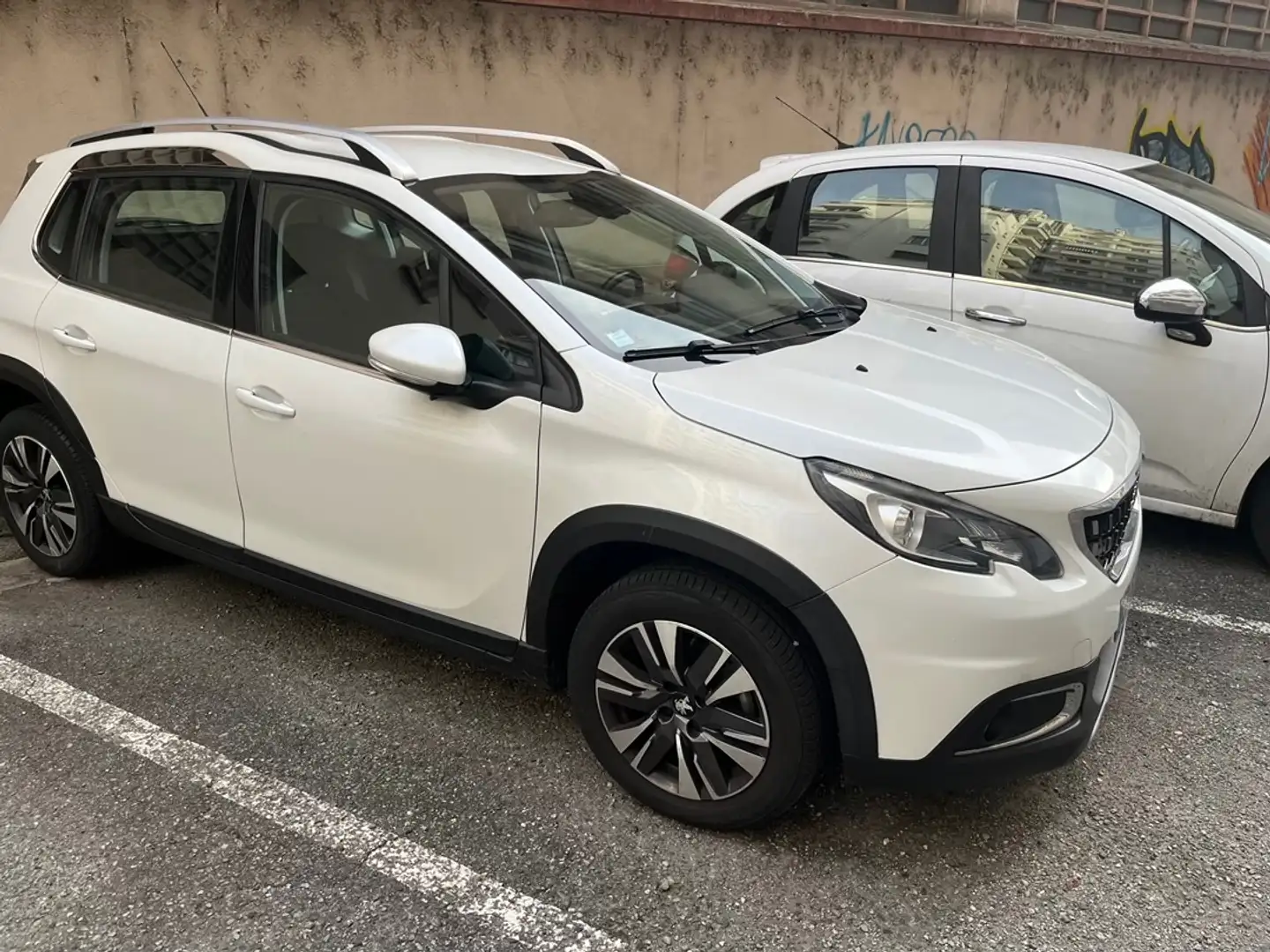 Peugeot 2008 2008 1.2 PureTech 110ch S Blanc - 1