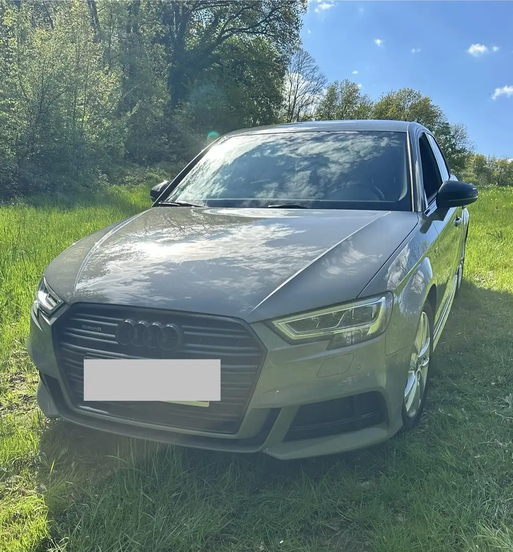 Audi QUATTRO Audi A3 Sportback Quattro S-line / 40 TDI - 1