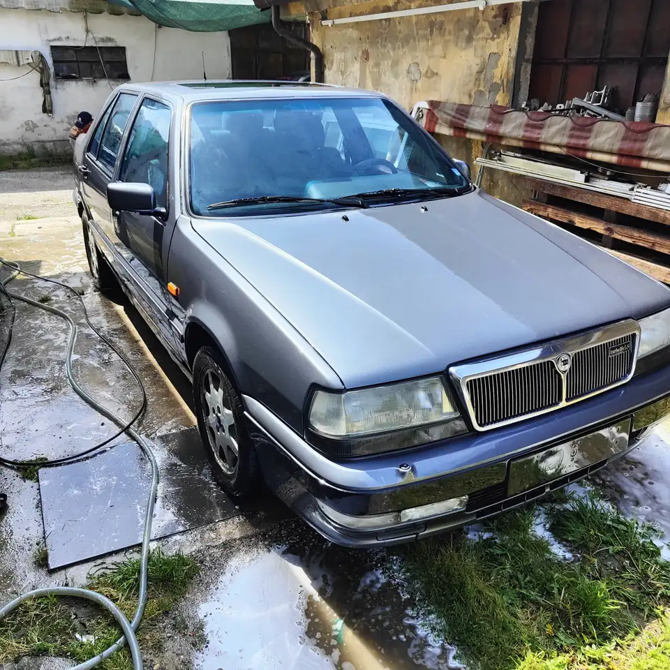 Lancia Thema 2.0t 16v LS cat., foto 9