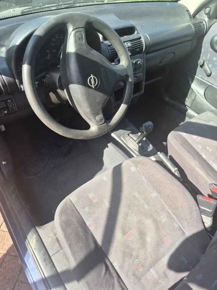Opel Corsa 1.2i-16V Strada, foto 11