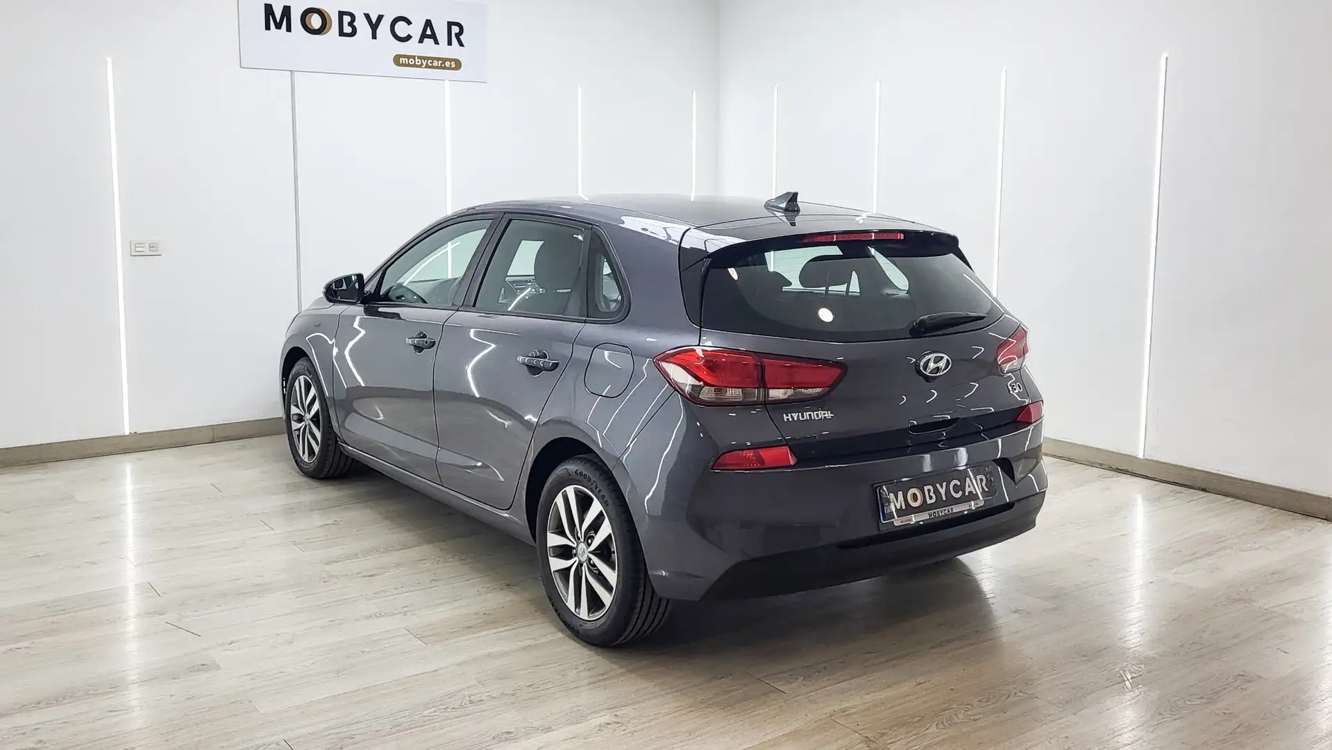 Hyundai i30 1.6CRDi Klass 95 Gris - 2