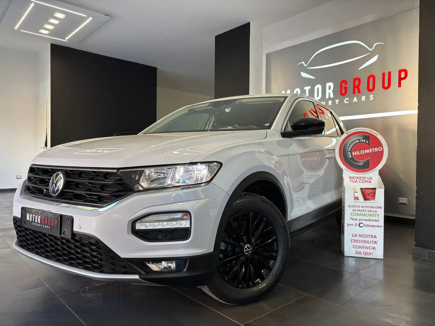 Volkswagen T-Roc 2.0 TDI SCR 150 CV DSG Life Bianco - 2