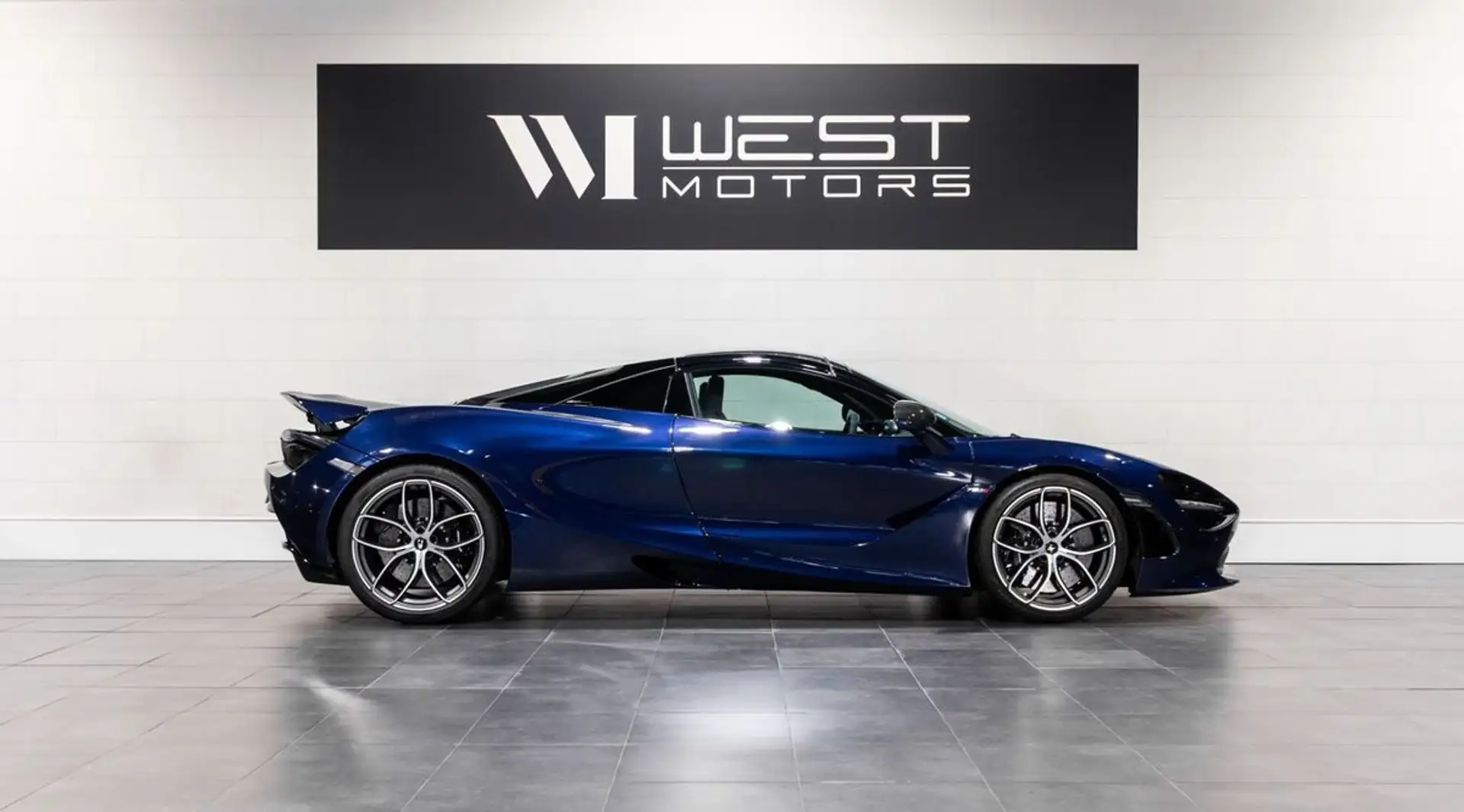맥라렌 720S 720 Sport Spider 2019 네이비 사진 3