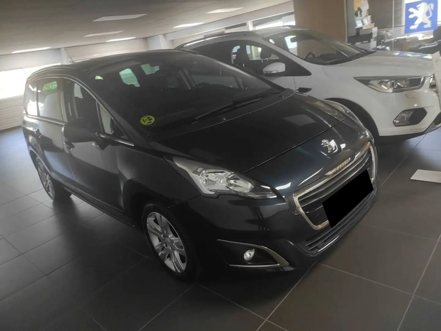 Peugeot 5008 1.6 HDI 115CH FAP ALLURE 7 PLACES Gris - 2