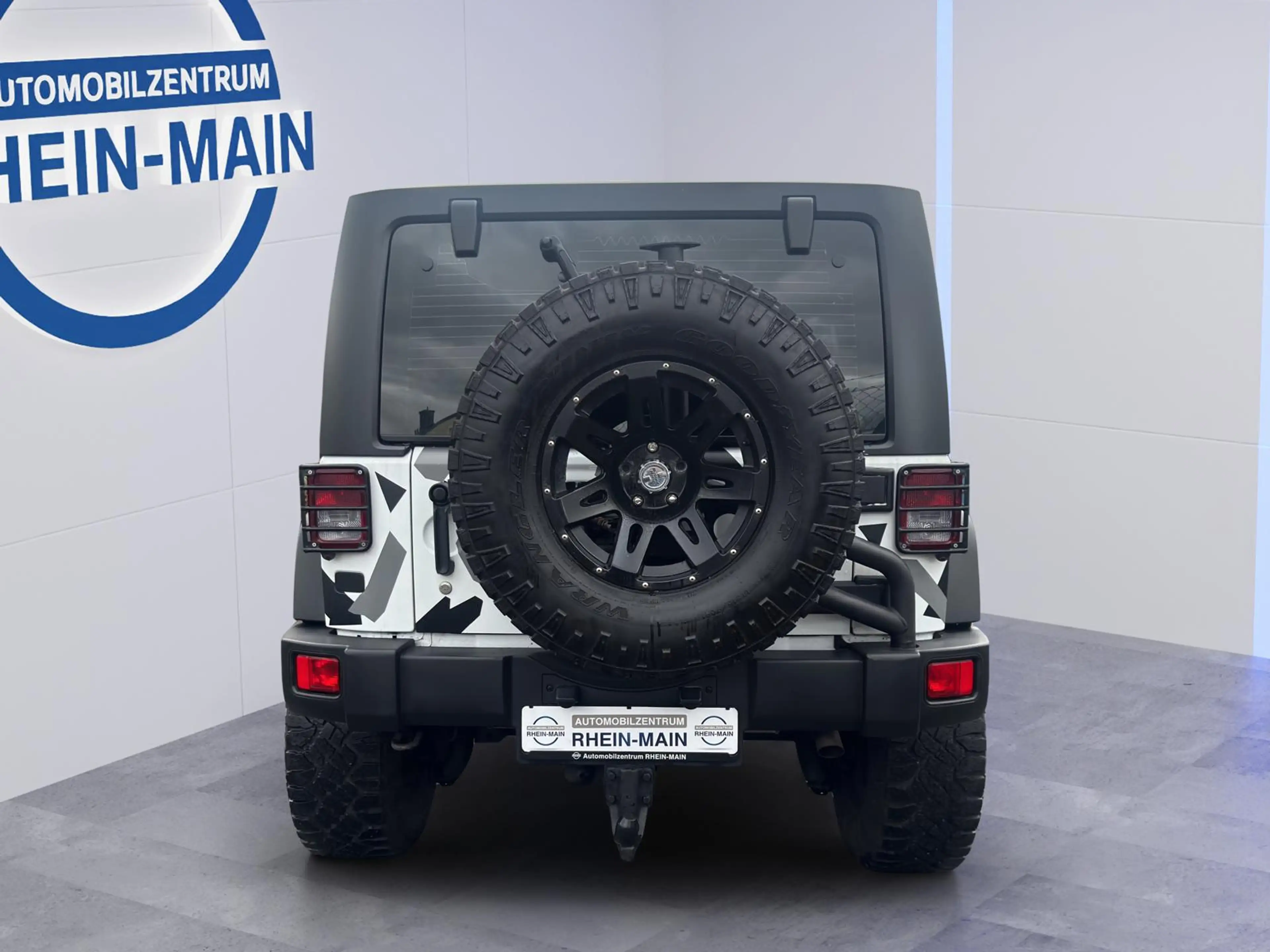Jeep Wrangler Sahara UMBAU HOCH BREIT AHK 3.5T AEV RUGEDRIDGE — photo 4