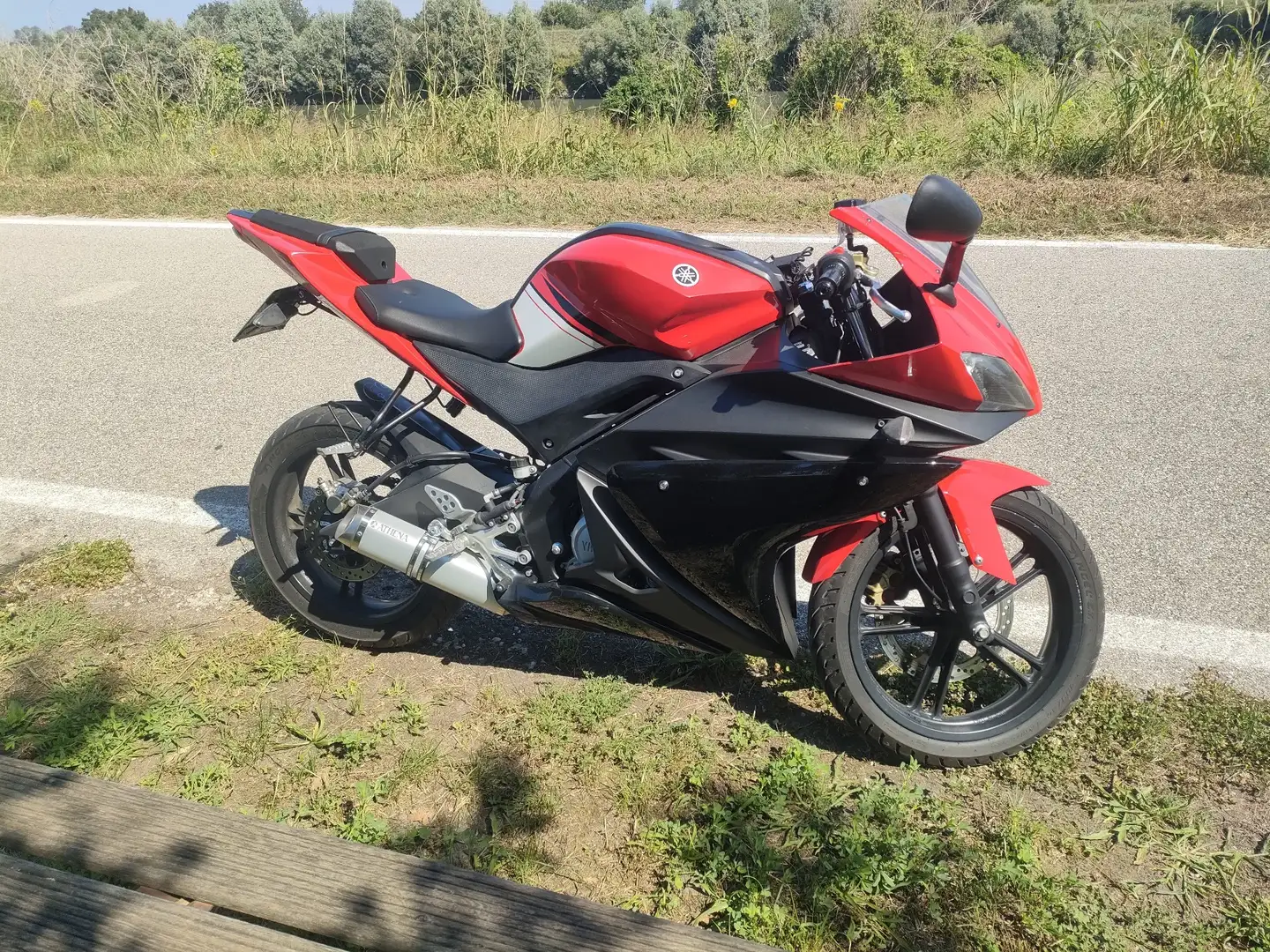 Yamaha YZF-R125 Rosso - 2