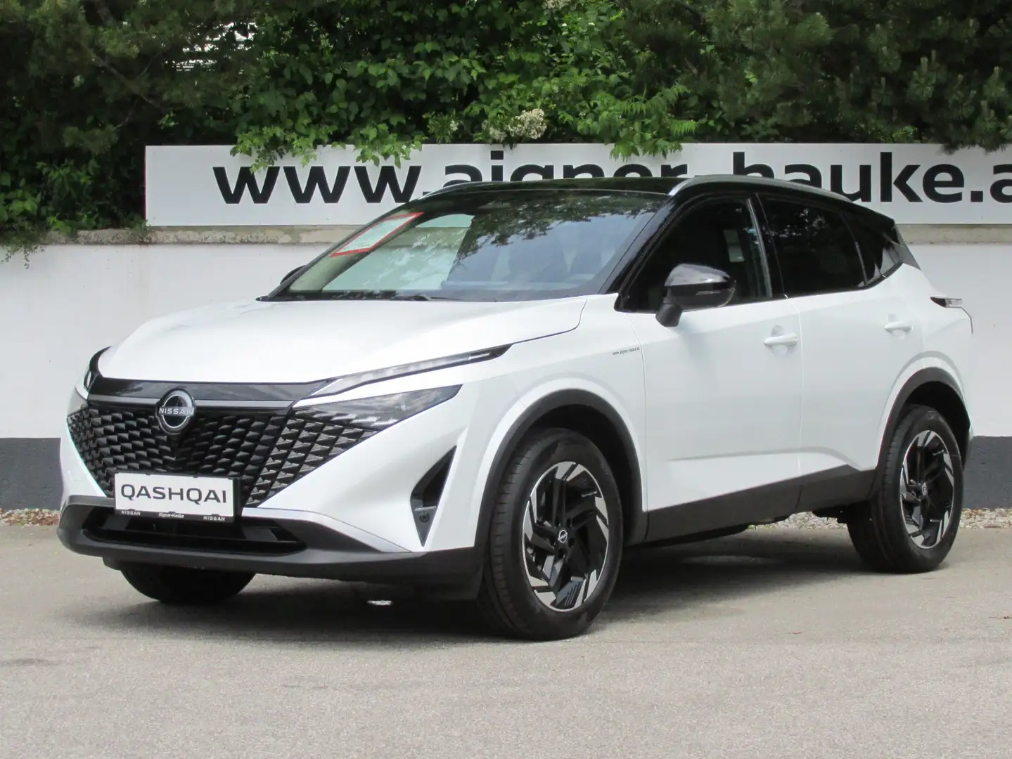 Nissan Qashqai 1,3 DIG-T MHEV N-Connecta+ Xtronic Blanc - 1